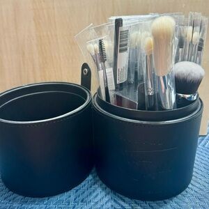 Unused Morphe x James Charles full Brush set (no box)
